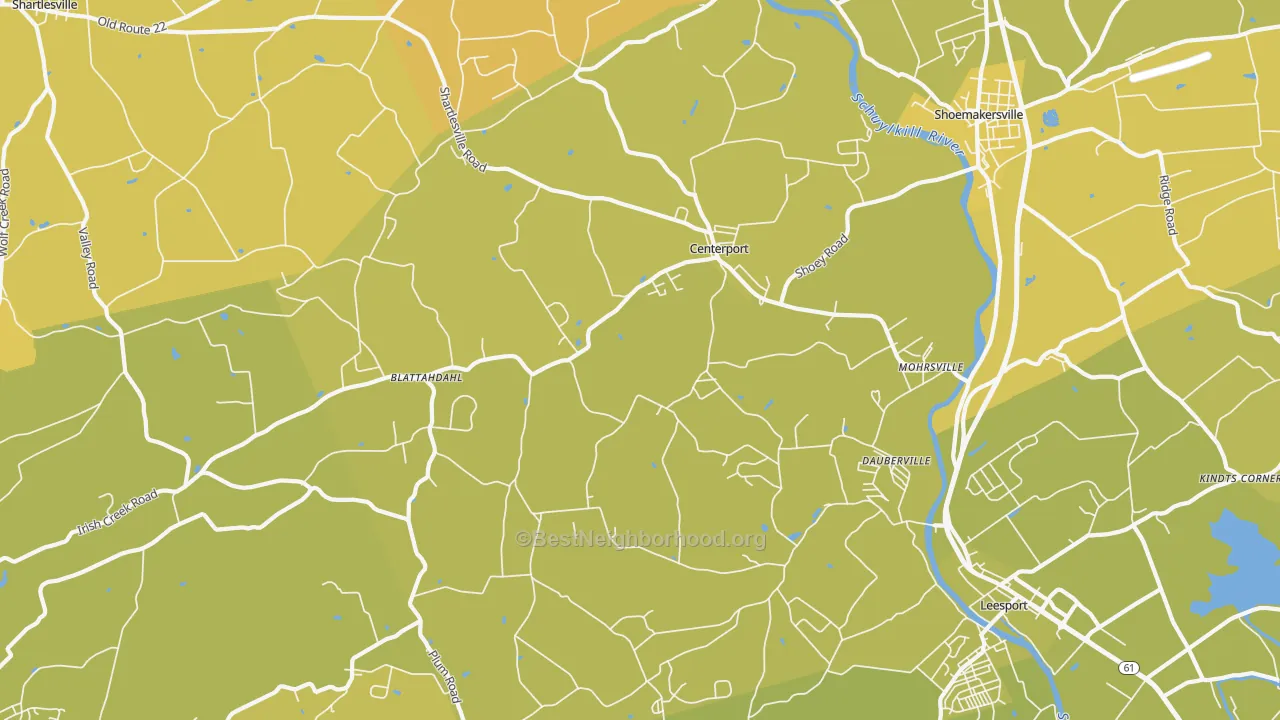 Map of the best neighborhoods in the 19541 area, with better matches in green and worse matches in red