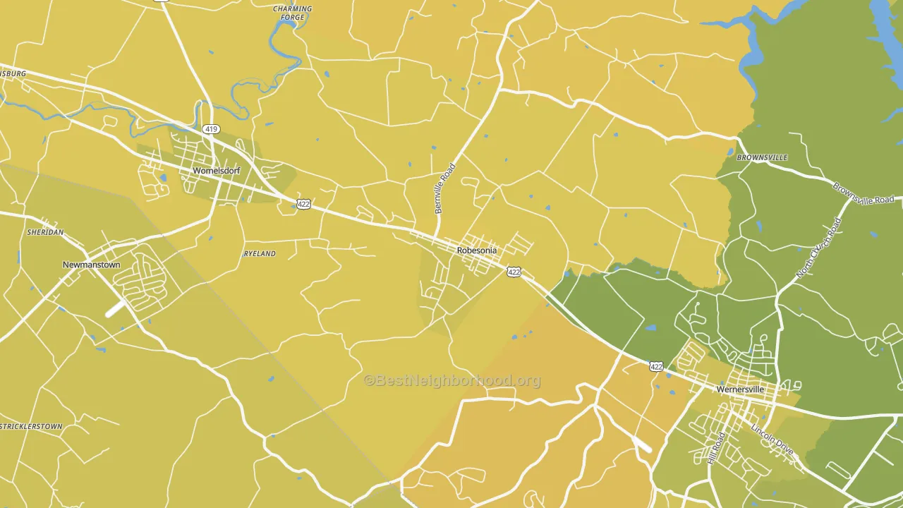 Map of the best neighborhoods in the 19551 area, with better matches in green and worse matches in red