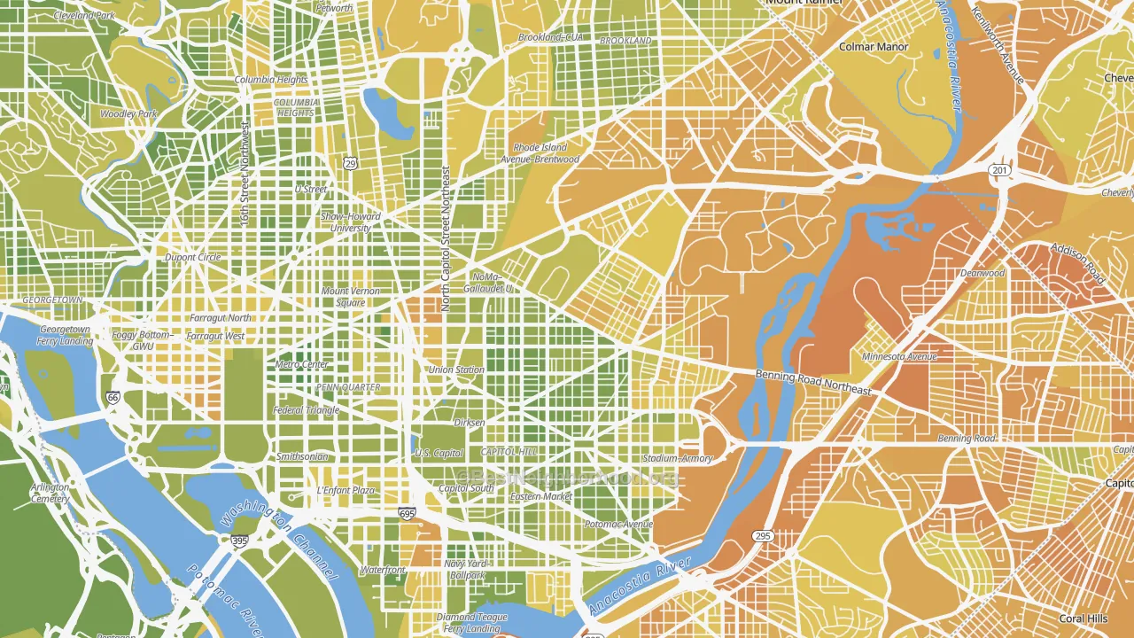 Map of the best neighborhoods in the 20002 area, with better matches in green and worse matches in red