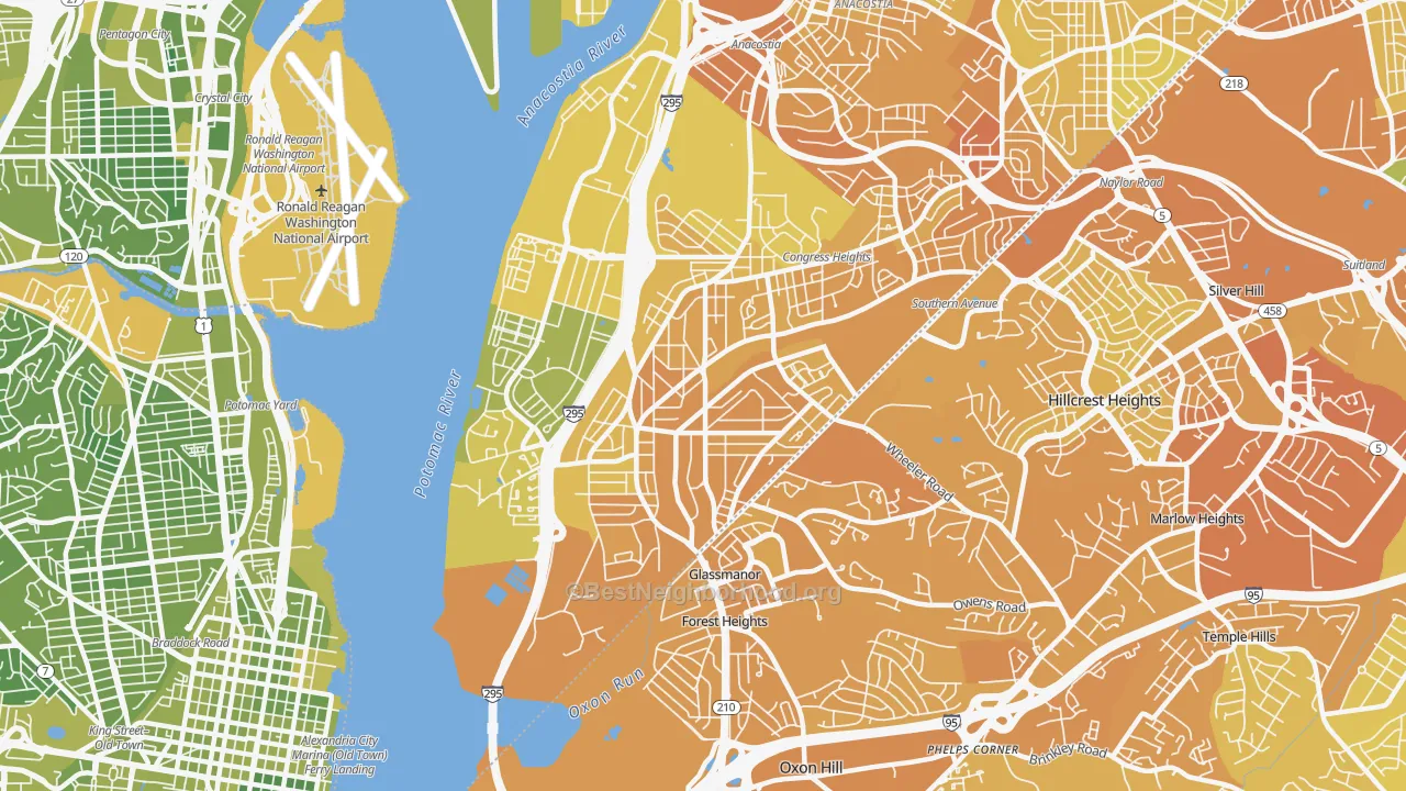 Map of the best neighborhoods in the 20032 area, with better matches in green and worse matches in red