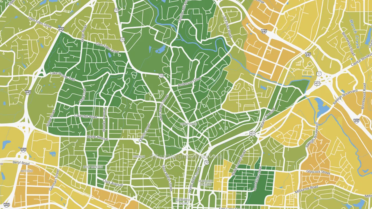 Map of the best neighborhoods in the 27608 area, with better matches in green and worse matches in red