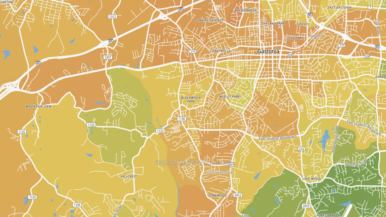 Map of the best neighborhoods in the 28052 area, with better matches in green and worse matches in red