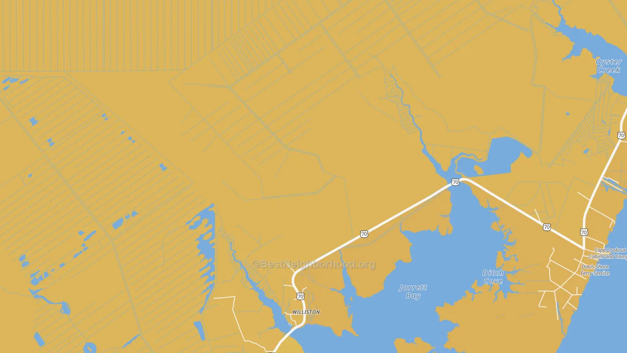 Map of the best neighborhoods in the 28589 area, with better matches in green and worse matches in red