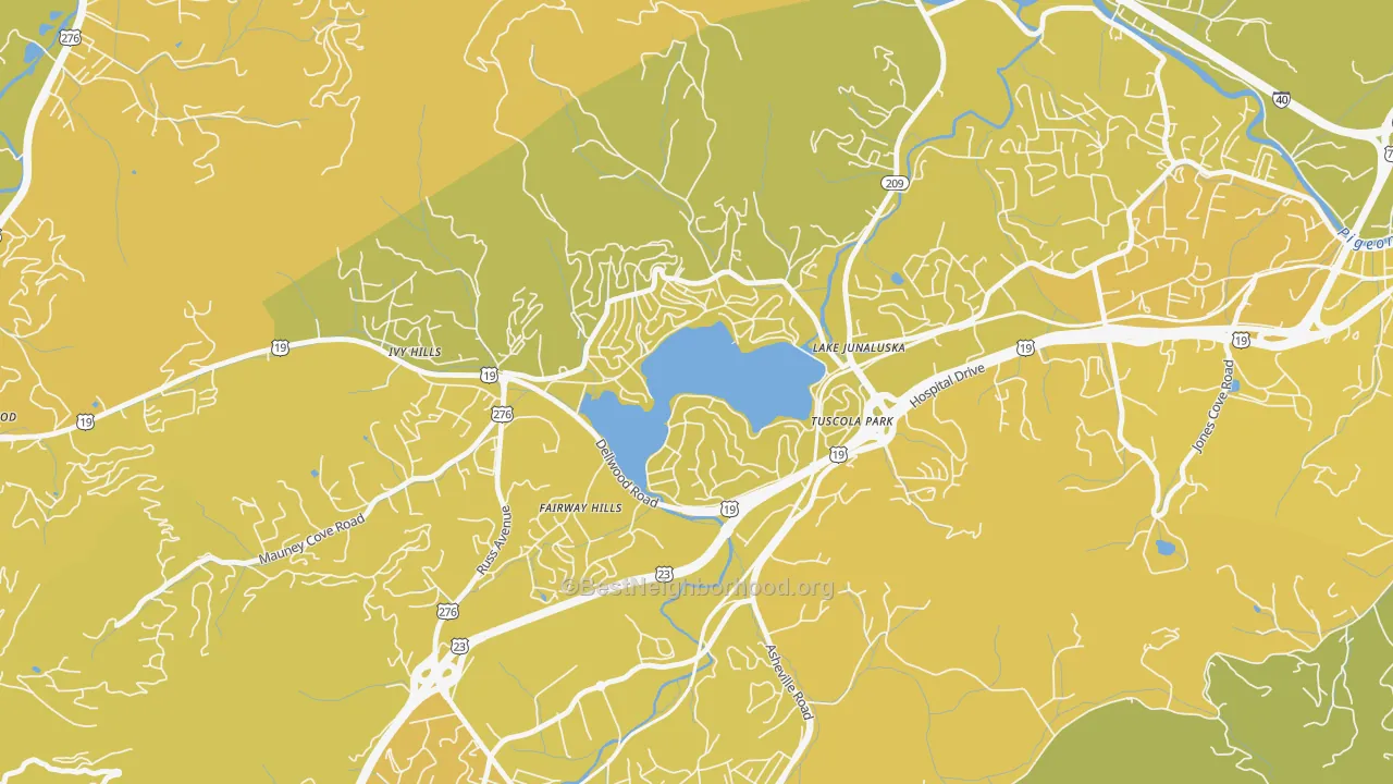 Map of the best neighborhoods in the 28745 area, with better matches in green and worse matches in red