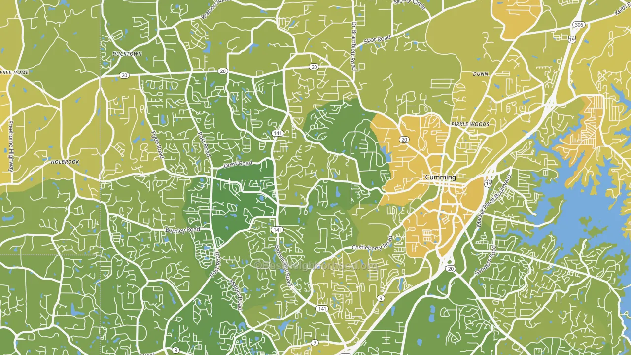 Map of the best neighborhoods in the 30040 area, with better matches in green and worse matches in red