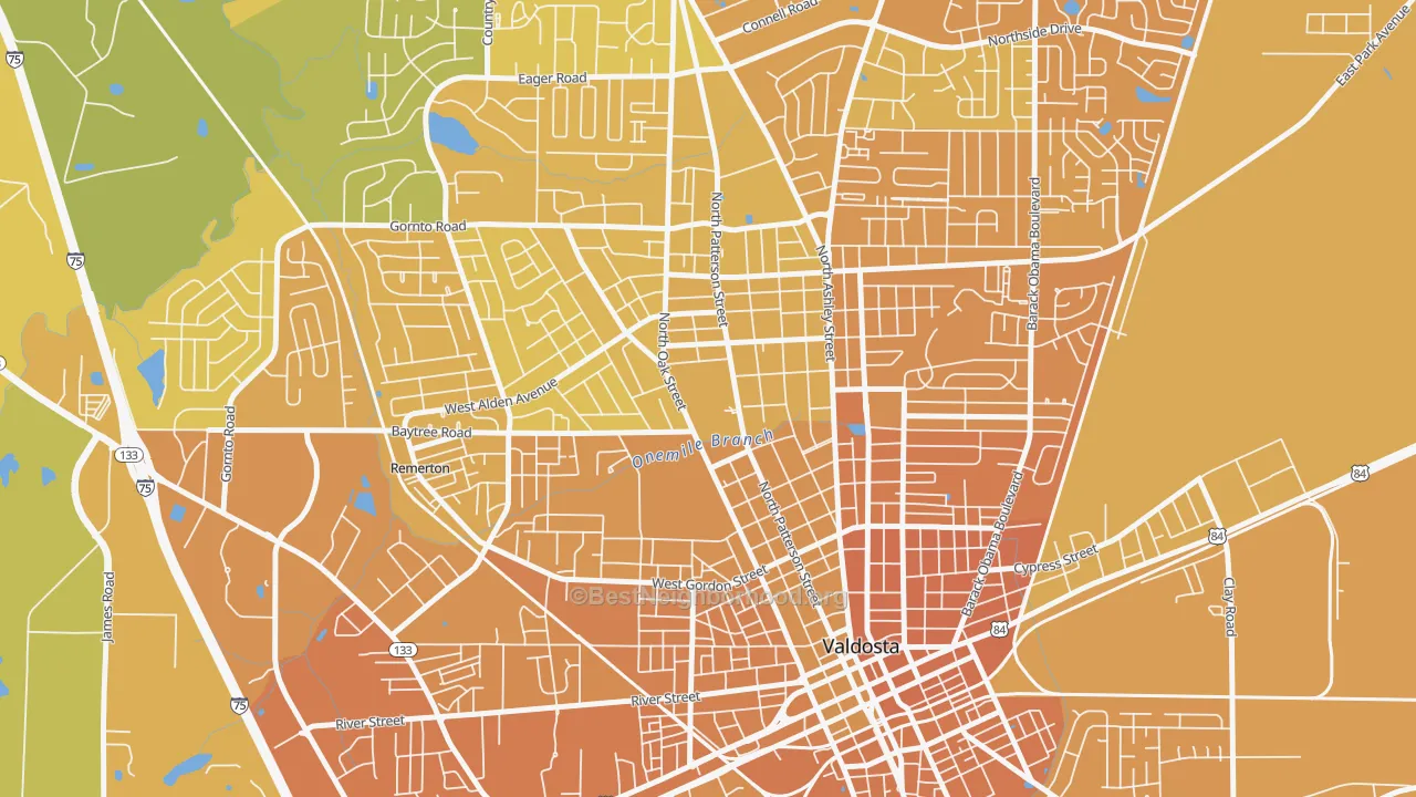 Map of the best neighborhoods in the 31698 area, with better matches in green and worse matches in red