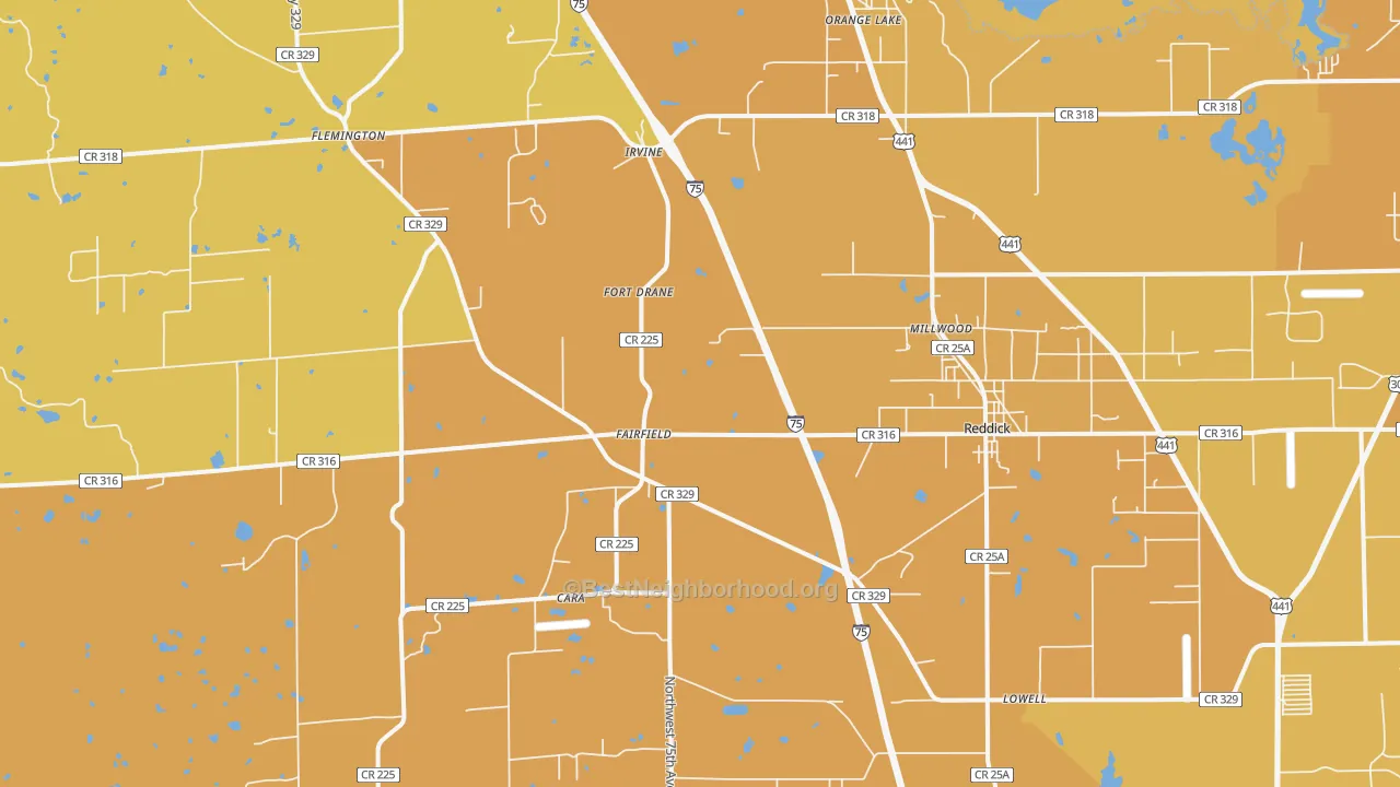 Map of the best neighborhoods in the 32686 area, with better matches in green and worse matches in red