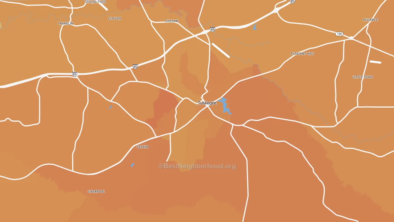 Map of the best neighborhoods in the 36083 area, with better matches in green and worse matches in red