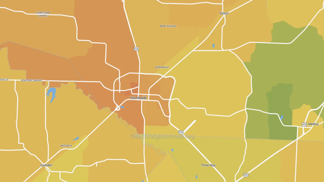 Map of the best neighborhoods in the 38343 area, with better matches in green and worse matches in red