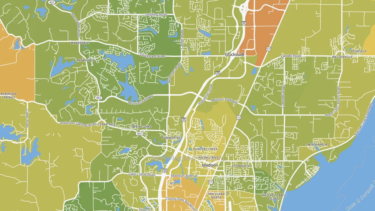 Map of the best neighborhoods in the 39110 area, with better matches in green and worse matches in red