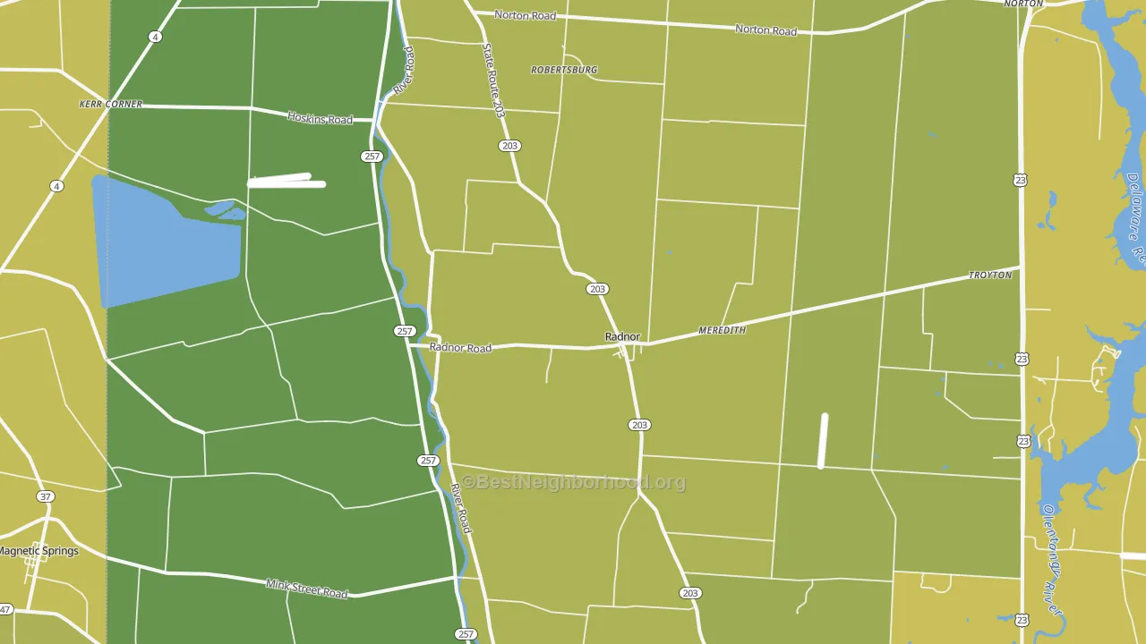 Map of the best neighborhoods in the 43066 area, with better matches in green and worse matches in red