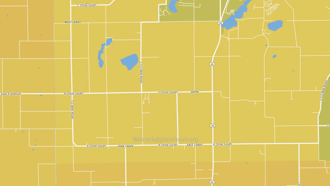 Map of the best neighborhoods in the 49051 area, with better matches in green and worse matches in red