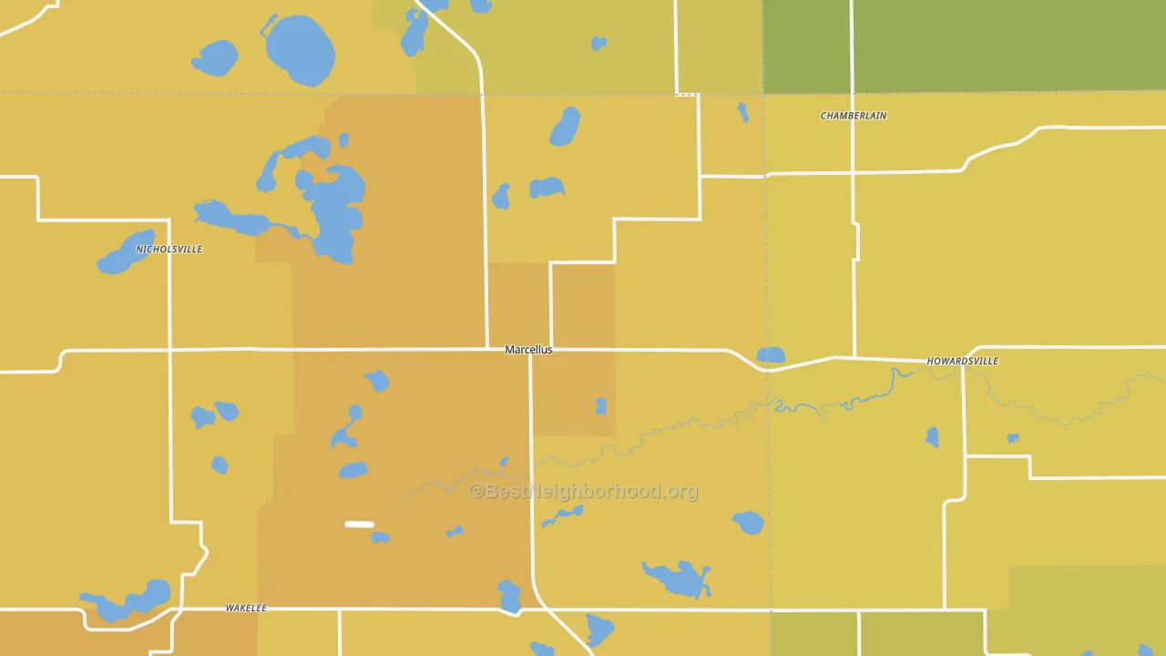 Map of the best neighborhoods in the 49067 area, with better matches in green and worse matches in red