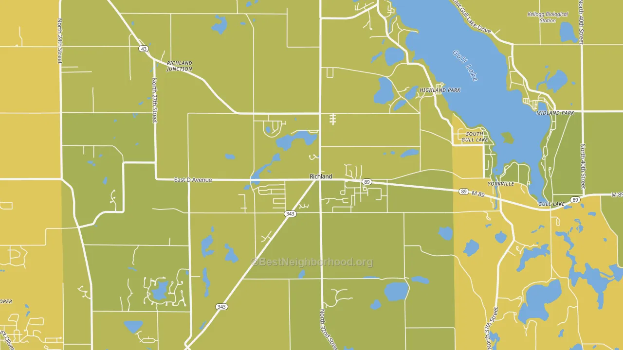 Map of the best neighborhoods in the 49083 area, with better matches in green and worse matches in red