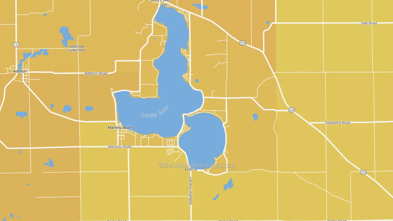 Map of the best neighborhoods in the 49253 area, with better matches in green and worse matches in red