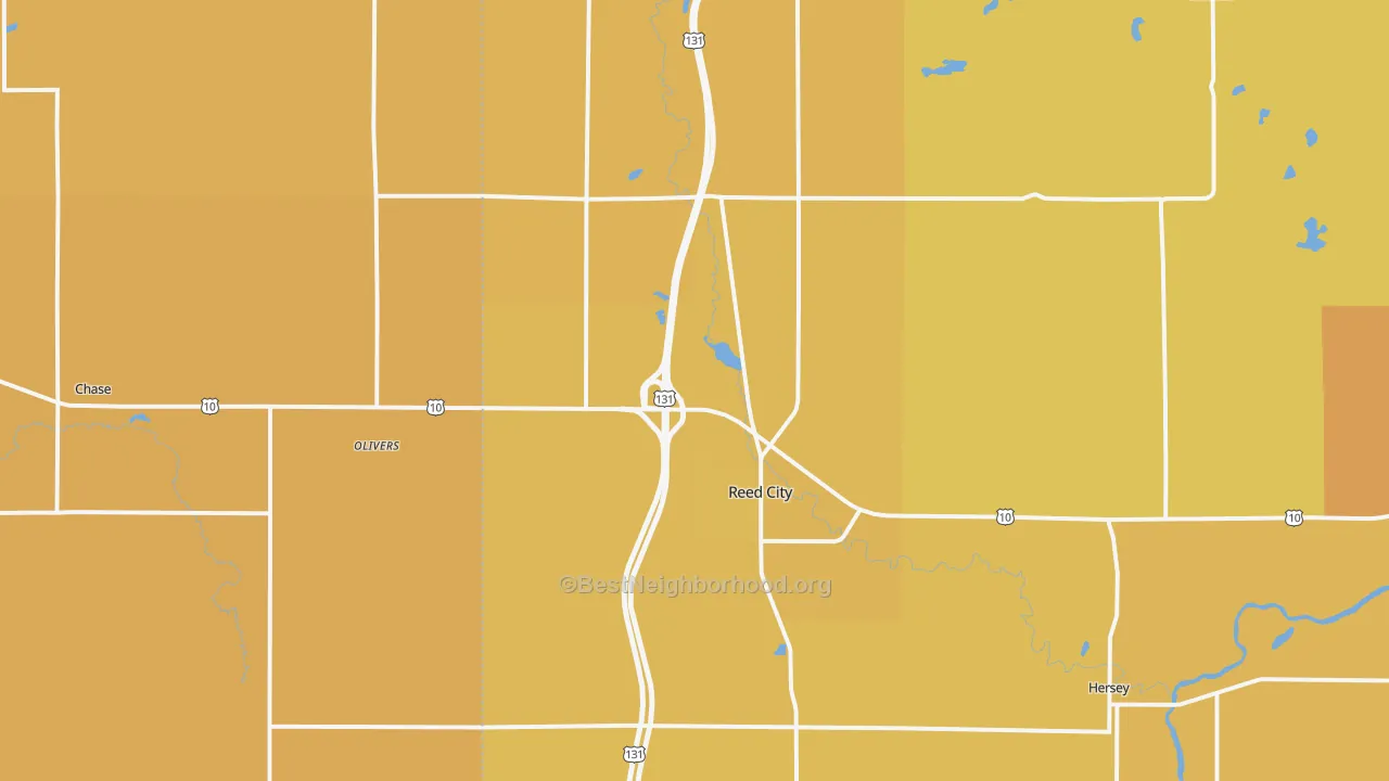 Map of the best neighborhoods in the 49677 area, with better matches in green and worse matches in red
