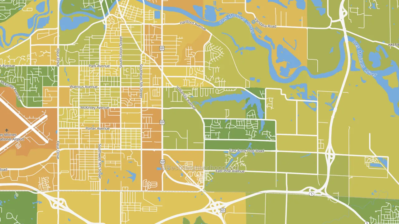 Map of the best neighborhoods in the 50320 area, with better matches in green and worse matches in red