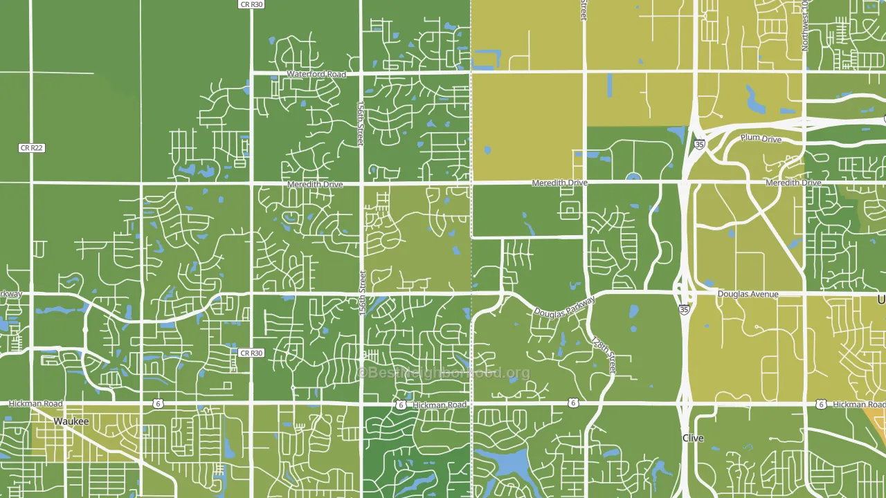 Map of the best neighborhoods in the 50323 area, with better matches in green and worse matches in red