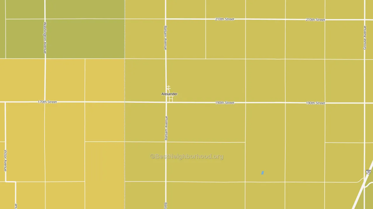 Map of the best neighborhoods in the 50420 area, with better matches in green and worse matches in red