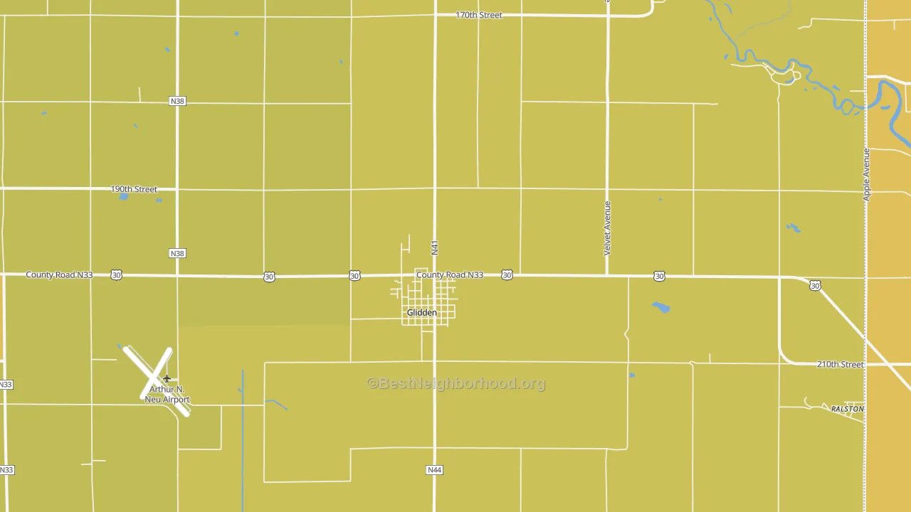 Map of the best neighborhoods in the 51443 area, with better matches in green and worse matches in red