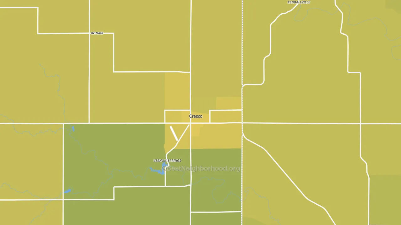 Map of the best neighborhoods in the 52136 area, with better matches in green and worse matches in red