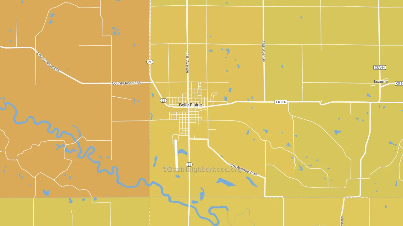 Map of the best neighborhoods in the 52208 area, with better matches in green and worse matches in red