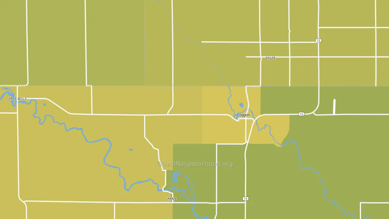 Map of the best neighborhoods in the 52218 area, with better matches in green and worse matches in red