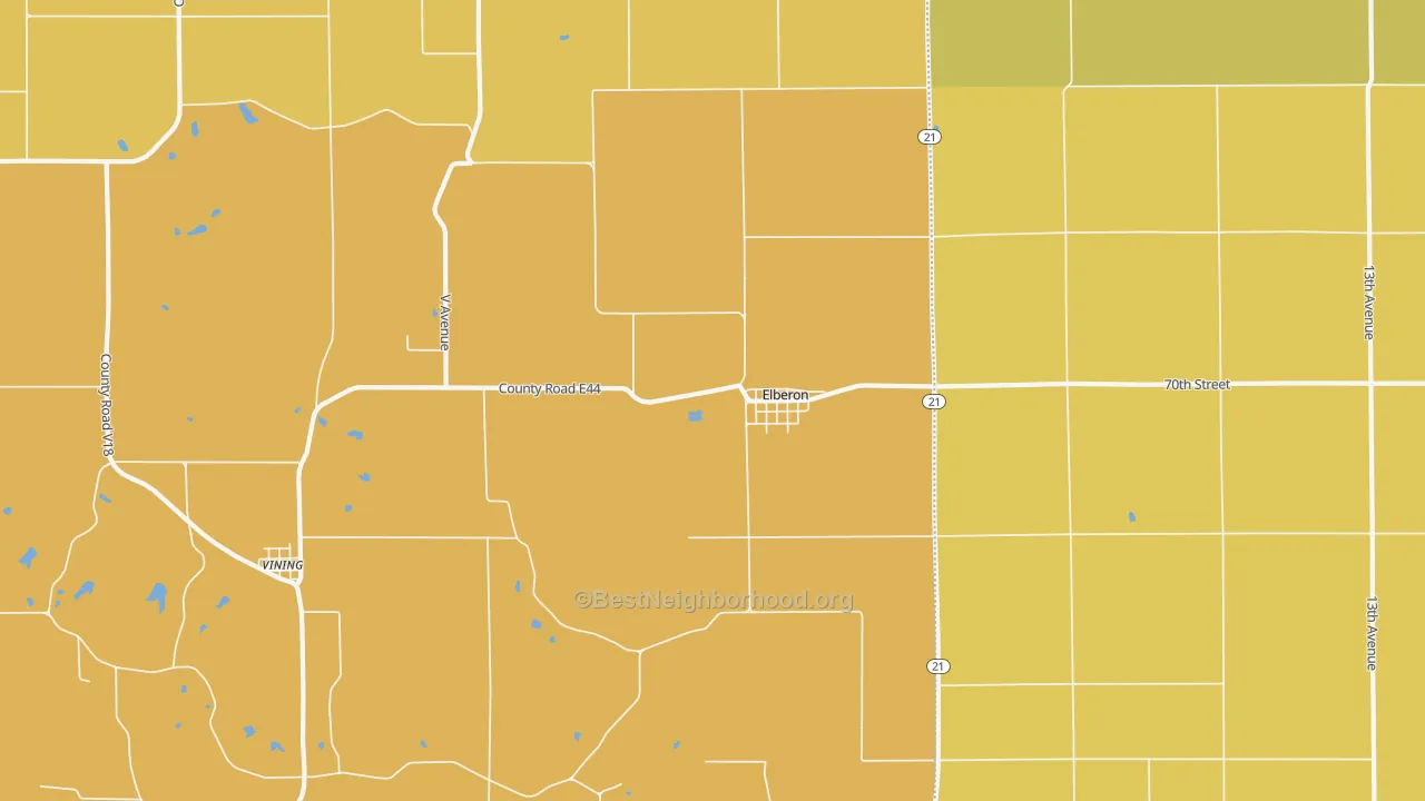 Map of the best neighborhoods in the 52225 area, with better matches in green and worse matches in red