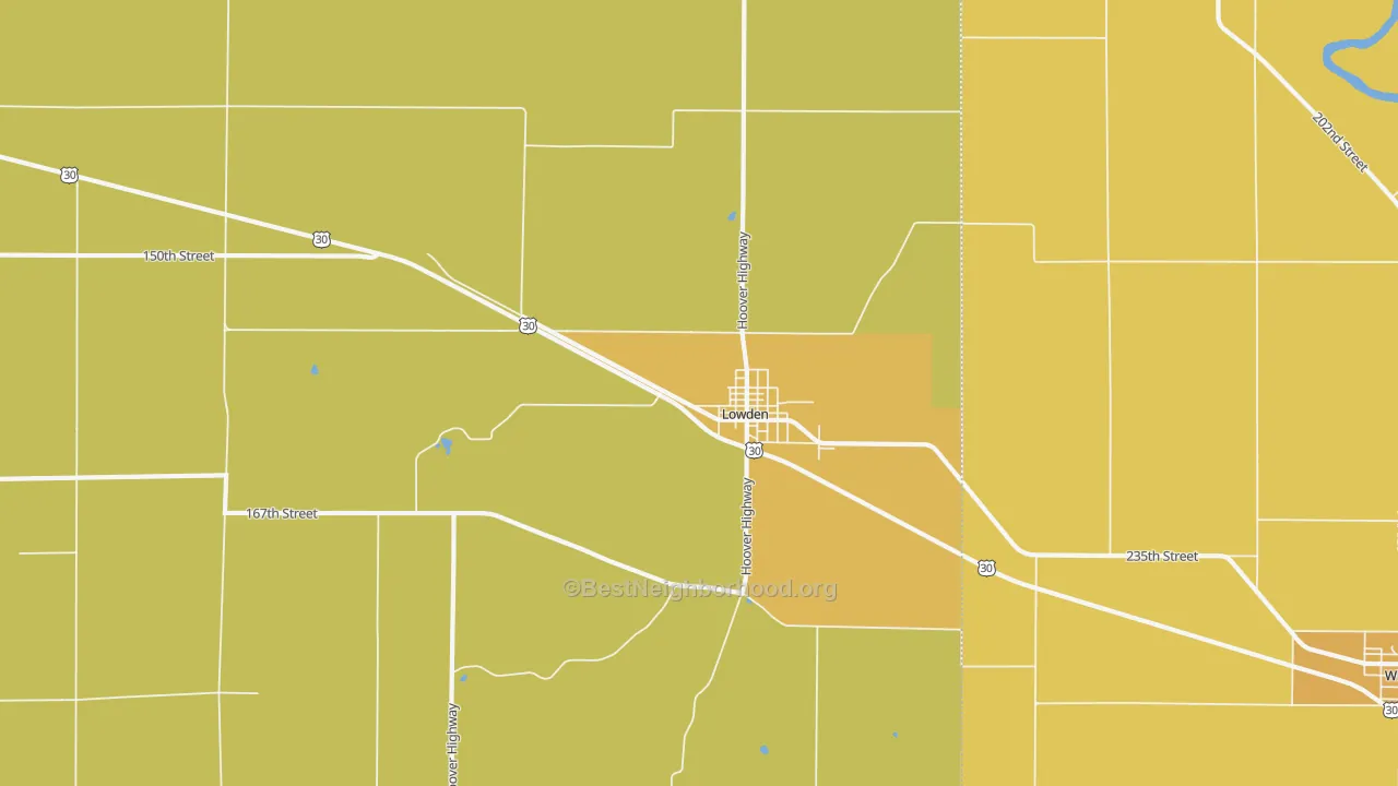 Map of the best neighborhoods in the 52255 area, with better matches in green and worse matches in red