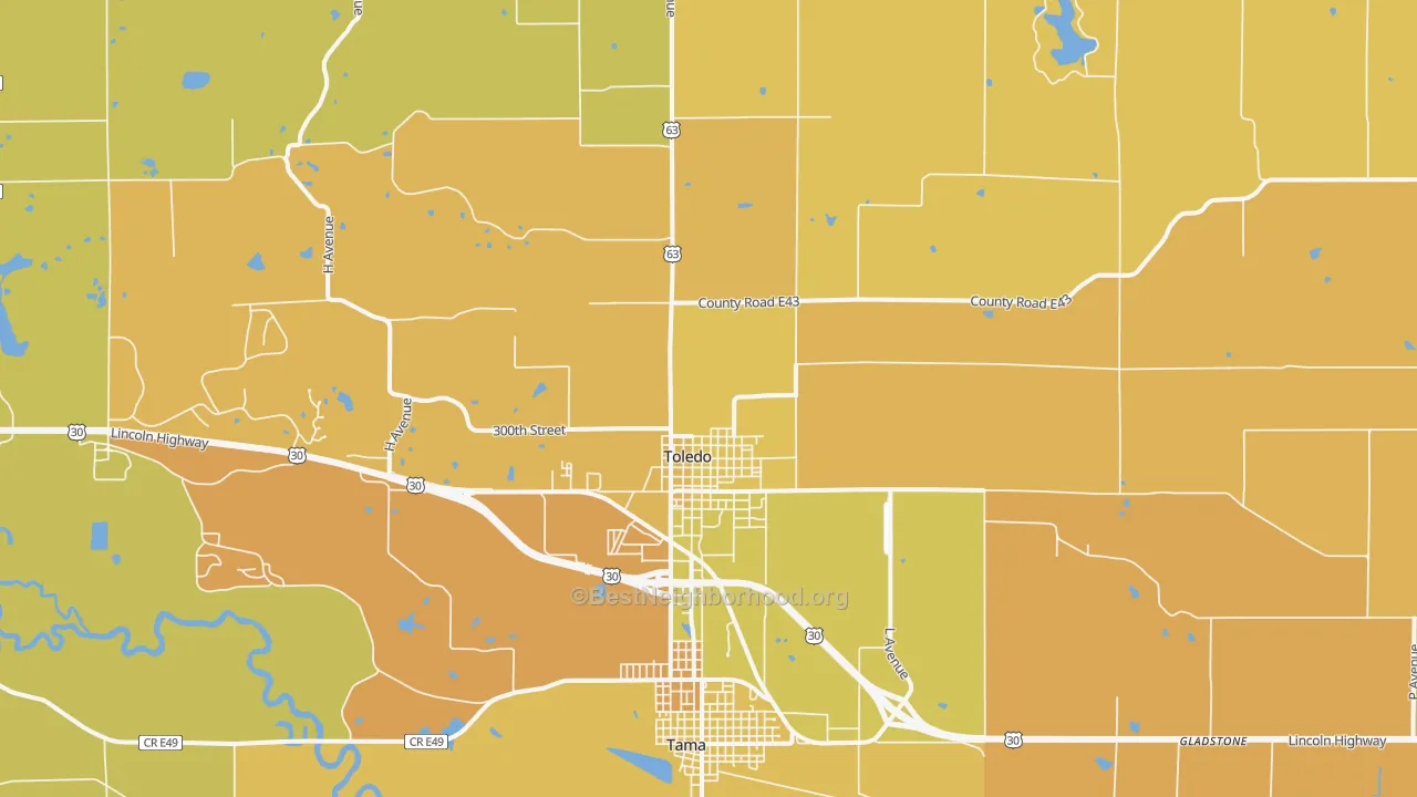 Map of the best neighborhoods in the 52342 area, with better matches in green and worse matches in red
