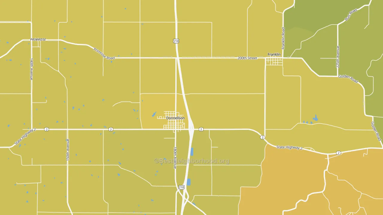 Map of the best neighborhoods in the 52625 area, with better matches in green and worse matches in red