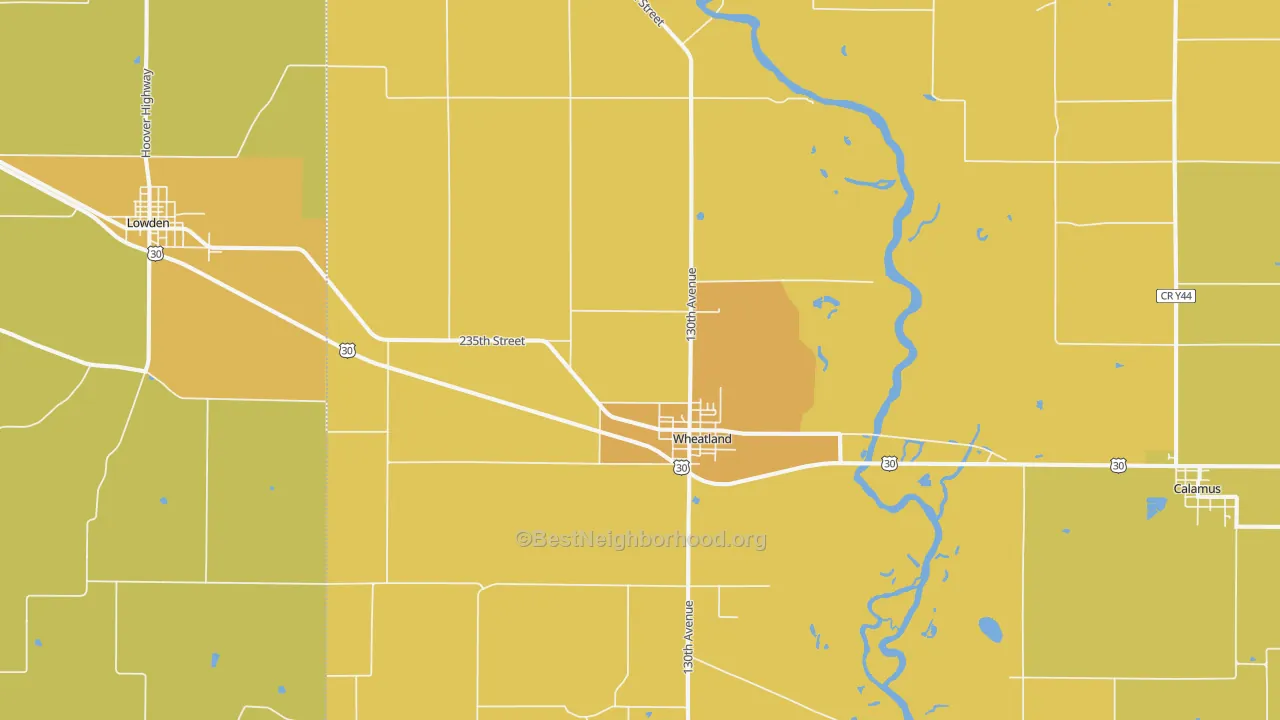Map of the best neighborhoods in the 52777 area, with better matches in green and worse matches in red