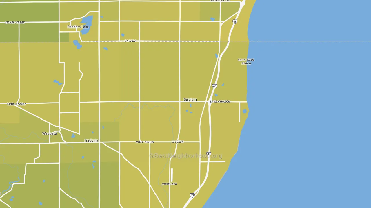 Map of the best neighborhoods in the 53004 area, with better matches in green and worse matches in red