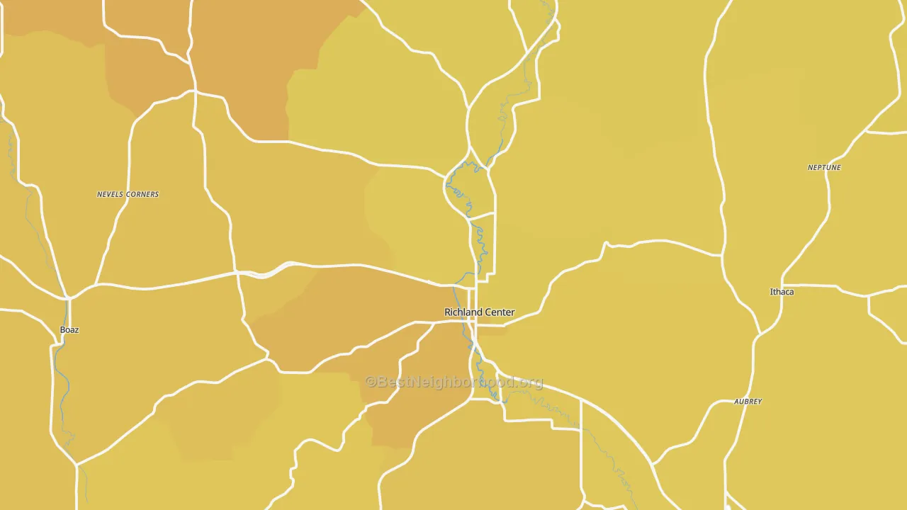 Map of the best neighborhoods in the 53581 area, with better matches in green and worse matches in red