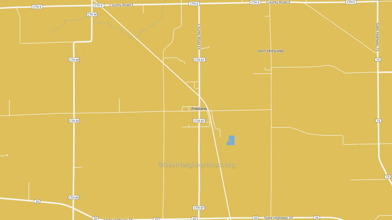 Map of the best neighborhoods in the 53935 area, with better matches in green and worse matches in red