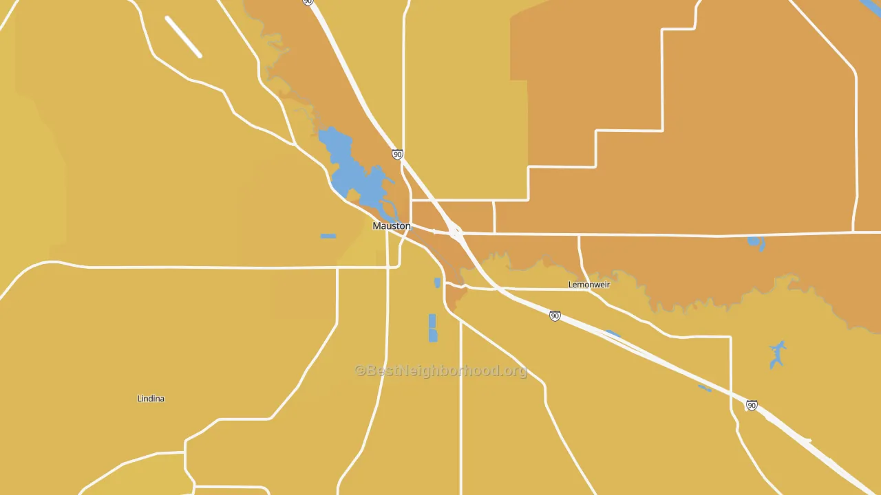 Map of the best neighborhoods in the 53948 area, with better matches in green and worse matches in red