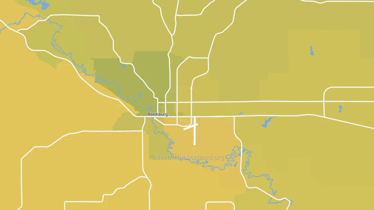Map of the best neighborhoods in the 53959 area, with better matches in green and worse matches in red