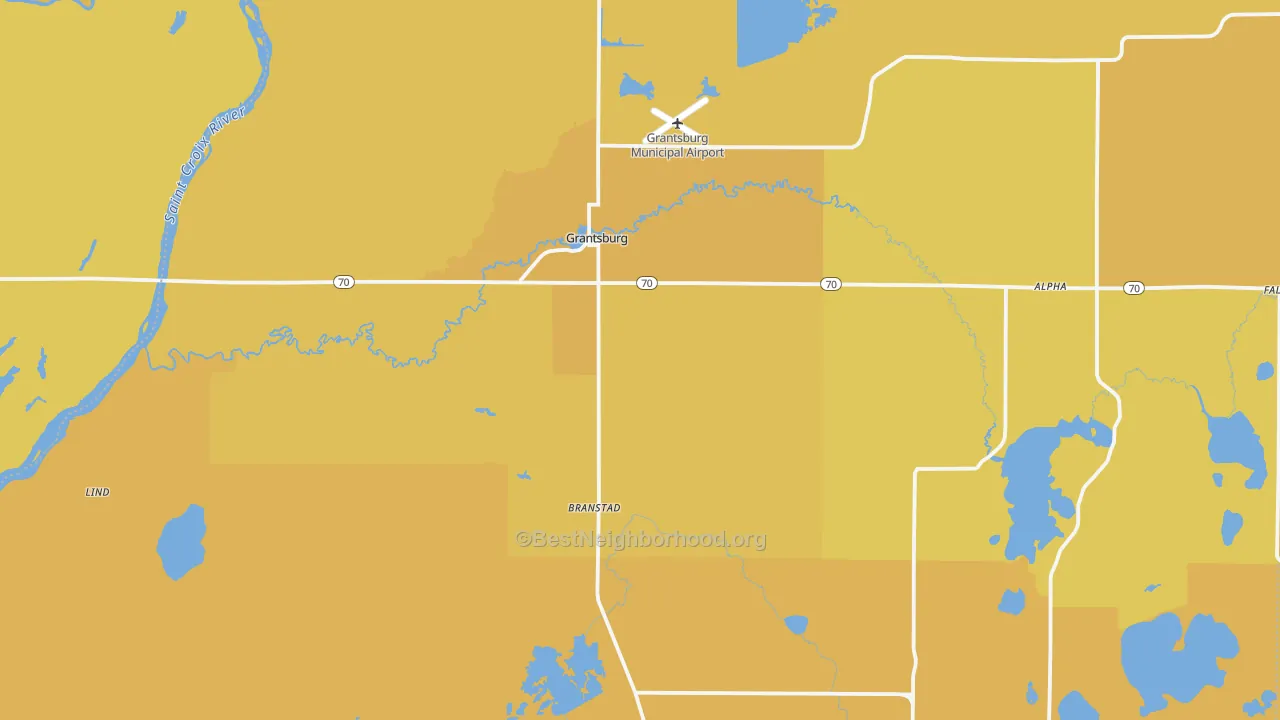 Map of the best neighborhoods in the 54840 area, with better matches in green and worse matches in red