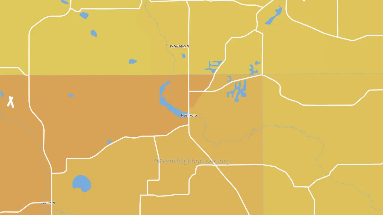 Map of the best neighborhoods in the 54960 area, with better matches in green and worse matches in red