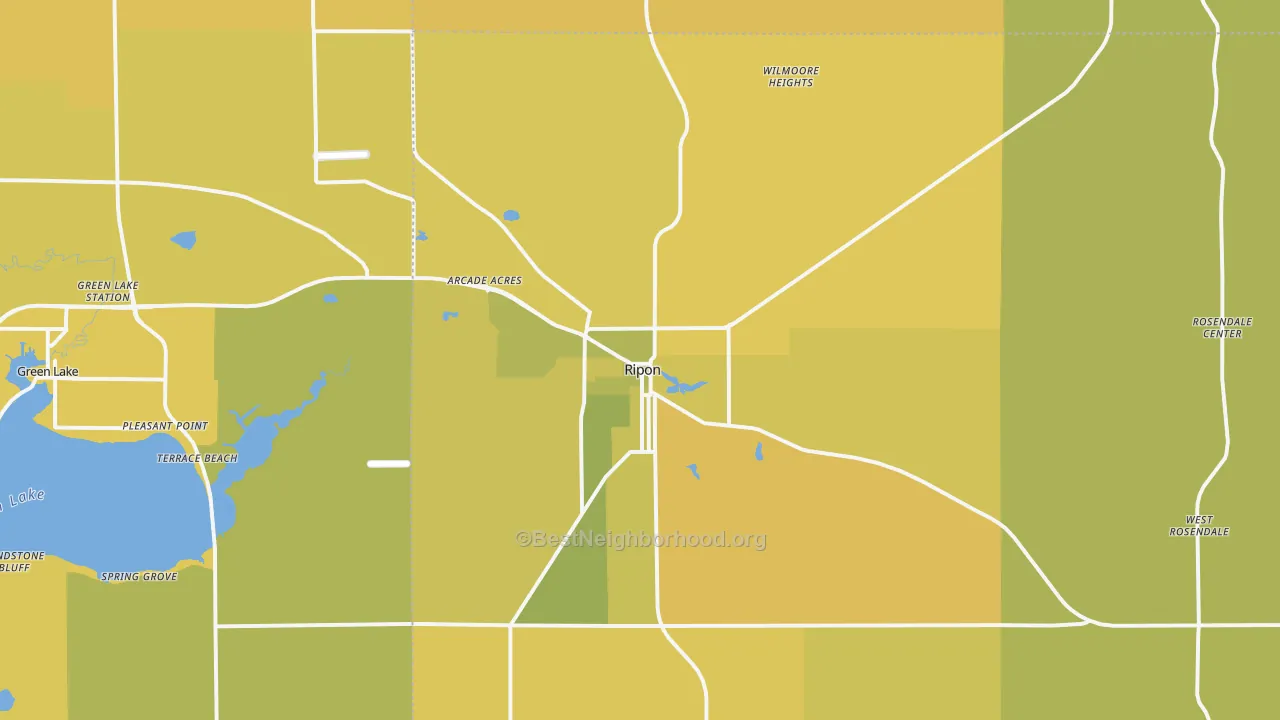 Map of the best neighborhoods in the 54971 area, with better matches in green and worse matches in red