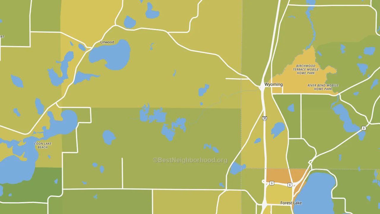 Map of the best neighborhoods in the 55092 area, with better matches in green and worse matches in red