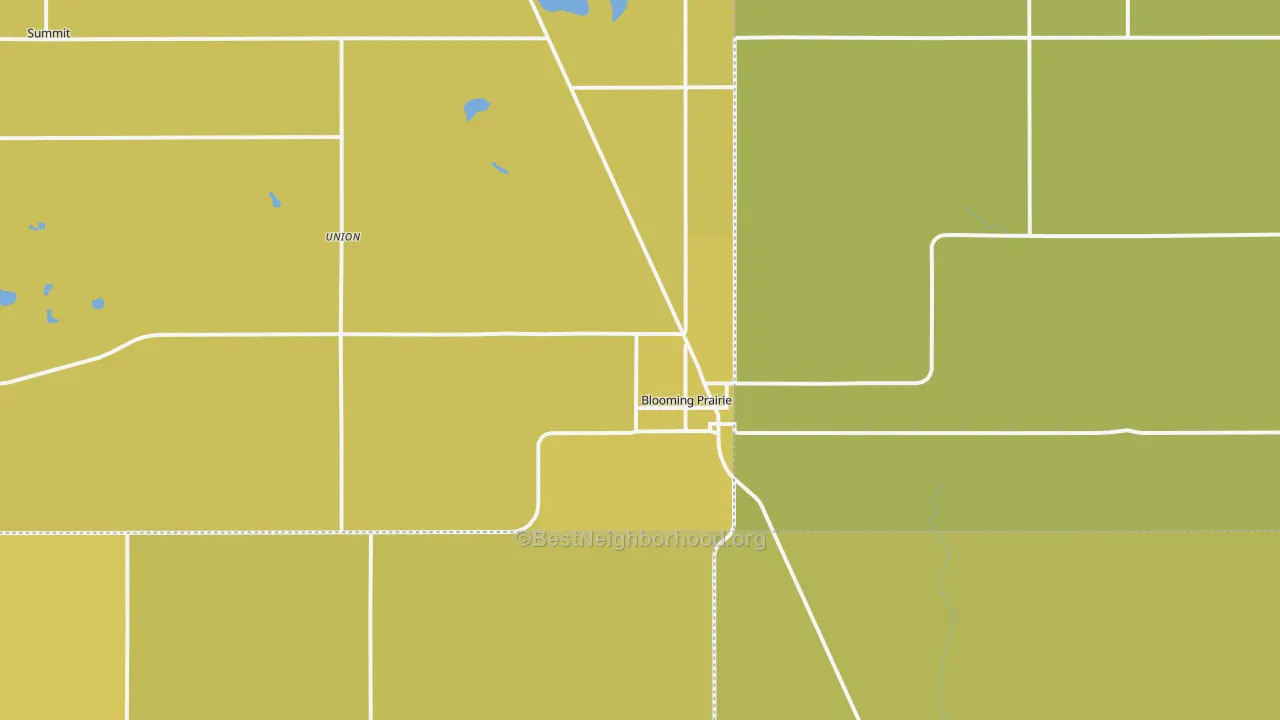 Map of the best neighborhoods in the 55917 area, with better matches in green and worse matches in red