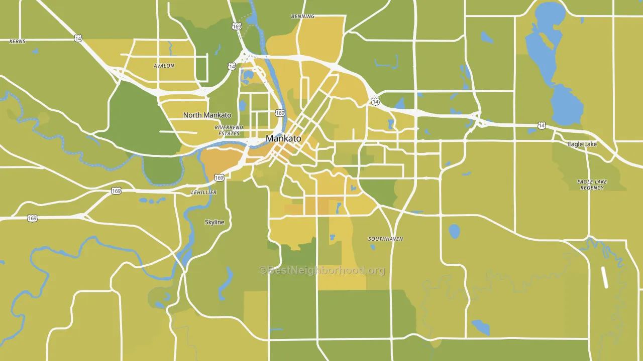 Map of the best neighborhoods in the 56001 area, with better matches in green and worse matches in red