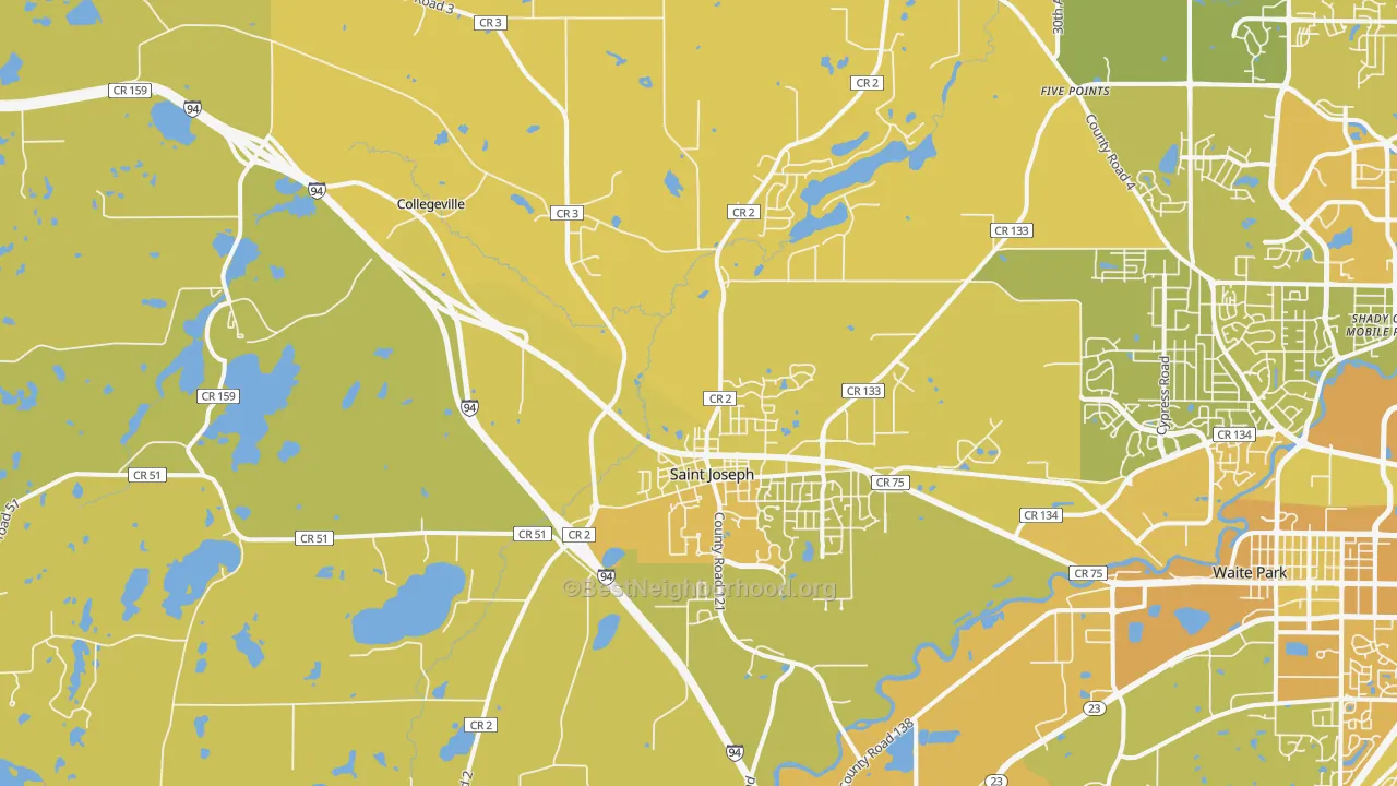 Map of the best neighborhoods in the 56374 area, with better matches in green and worse matches in red