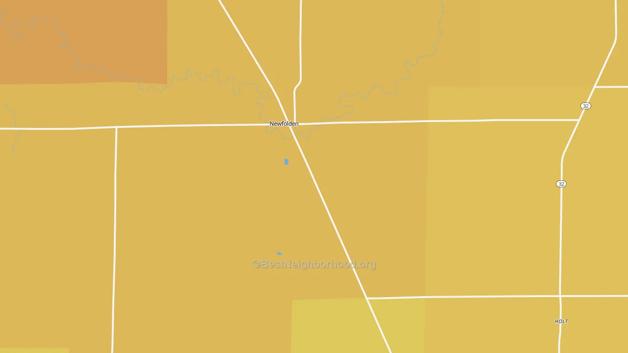 Map of the best neighborhoods in the 56738 area, with better matches in green and worse matches in red