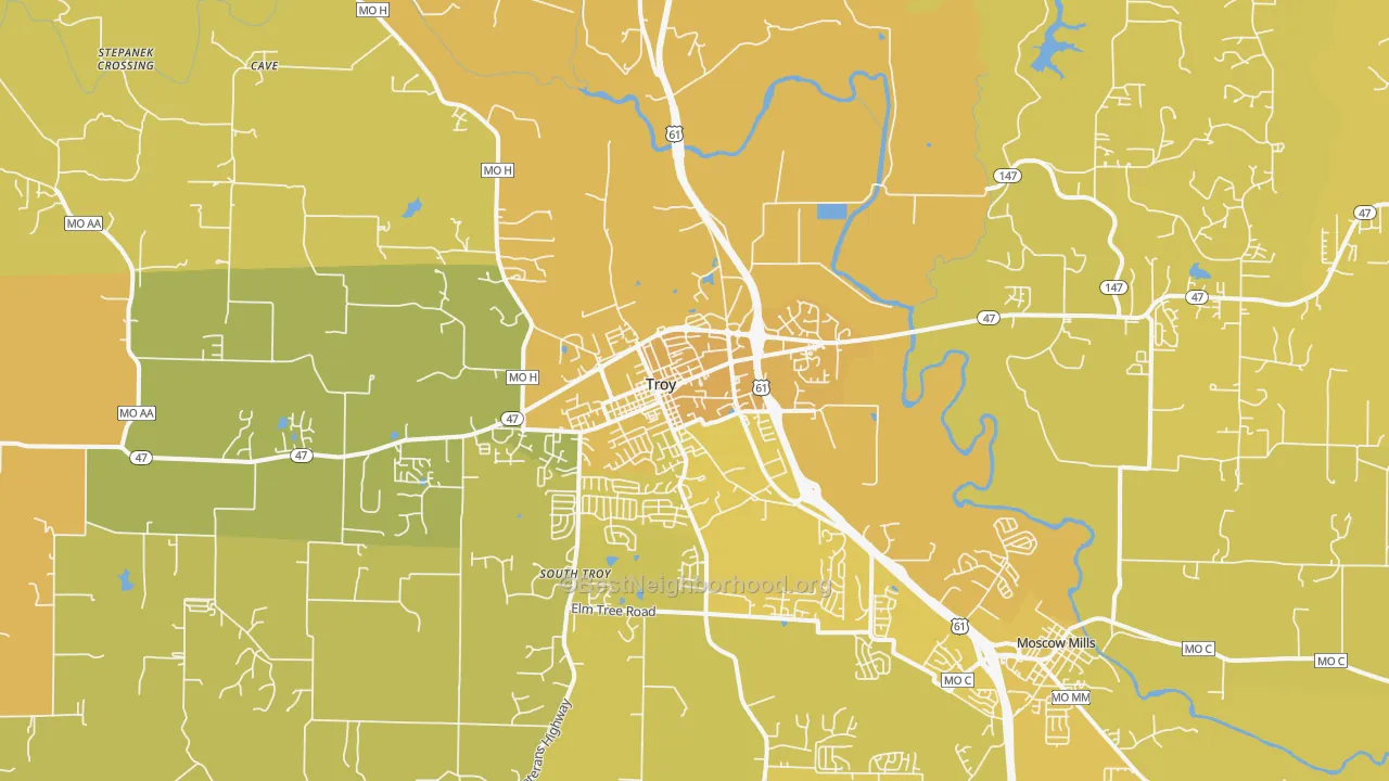 Map of the best neighborhoods in the 63379 area, with better matches in green and worse matches in red