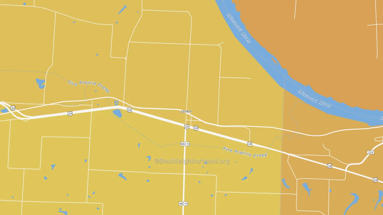Map of the best neighborhoods in the 64066 area, with better matches in green and worse matches in red