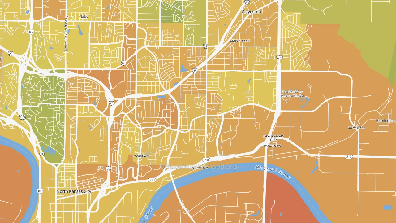 Map of the best neighborhoods in the 64117 area, with better matches in green and worse matches in red