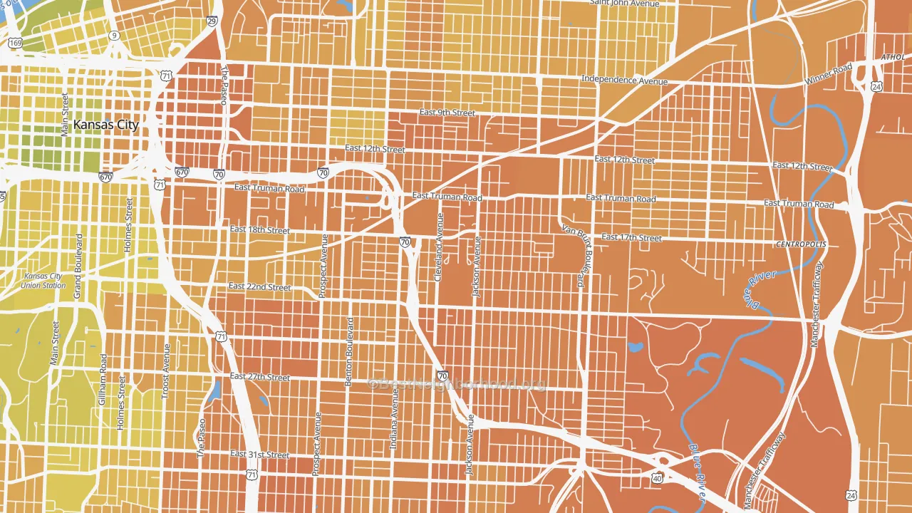 Map of the best neighborhoods in the 64127 area, with better matches in green and worse matches in red