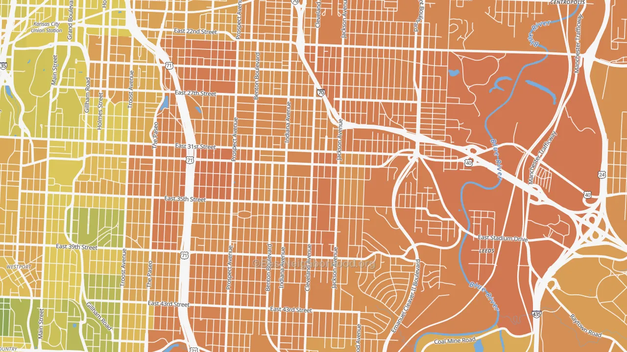 Map of the best neighborhoods in the 64128 area, with better matches in green and worse matches in red